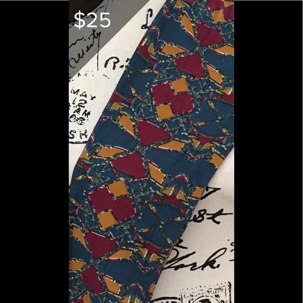 NWT os LULAROE LEGGINGS